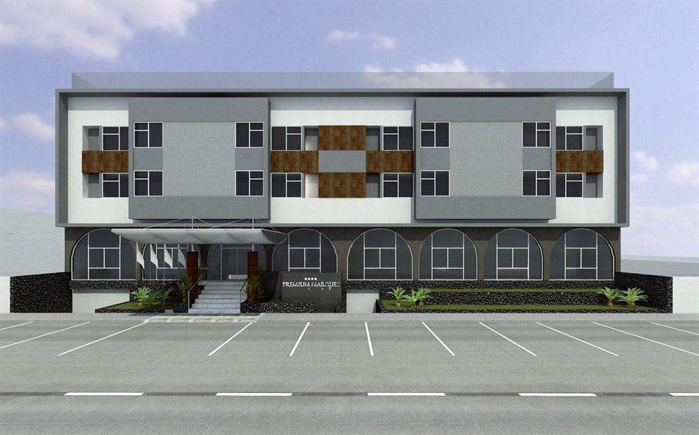 Hotel El Gran Marques Trujillo Exterior photo